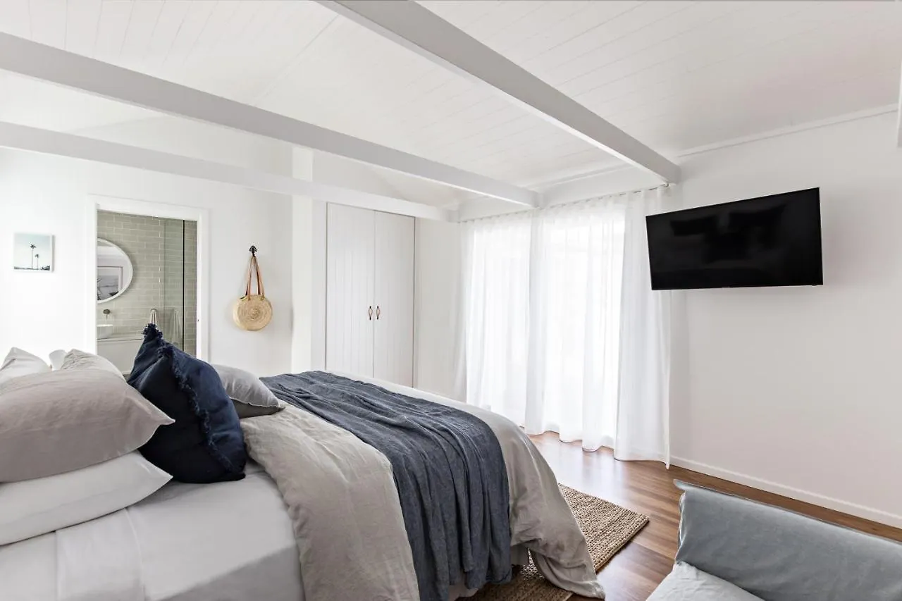 **** Gæstehus Cape Beach House Byron Bay Australien